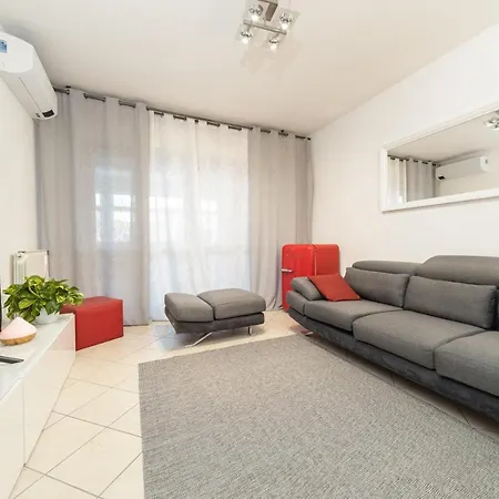 The Floor - Rome Fco Airport Apartment
